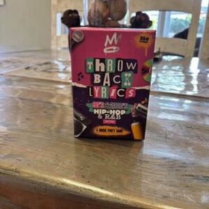 Throwback Lyrics 90s & 2000s Hip-Hop & R&B Board Game - Pink